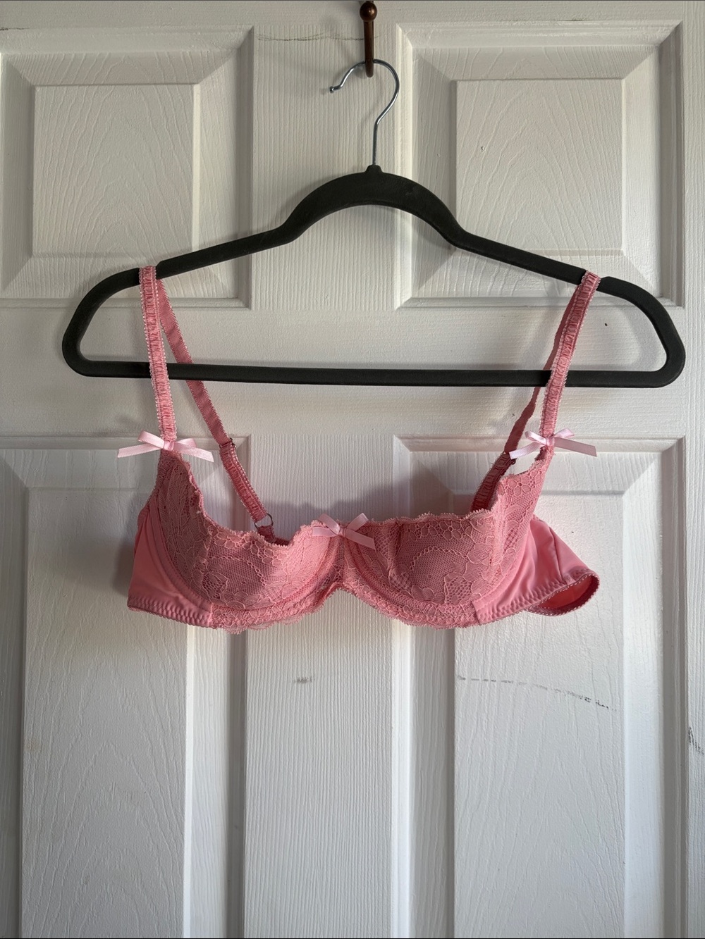 Delicate Pink Lace Underwire Bra with Bow Details
